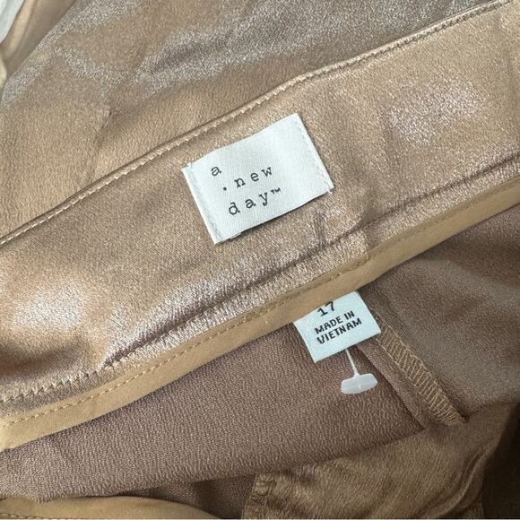 NEW A New Day gold satin wide leg pleated cargo trouser pants - Picture 4 of 7